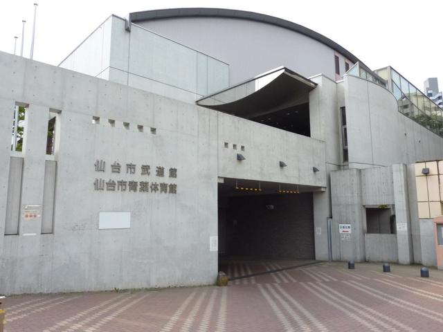 1306566142_b.jpg